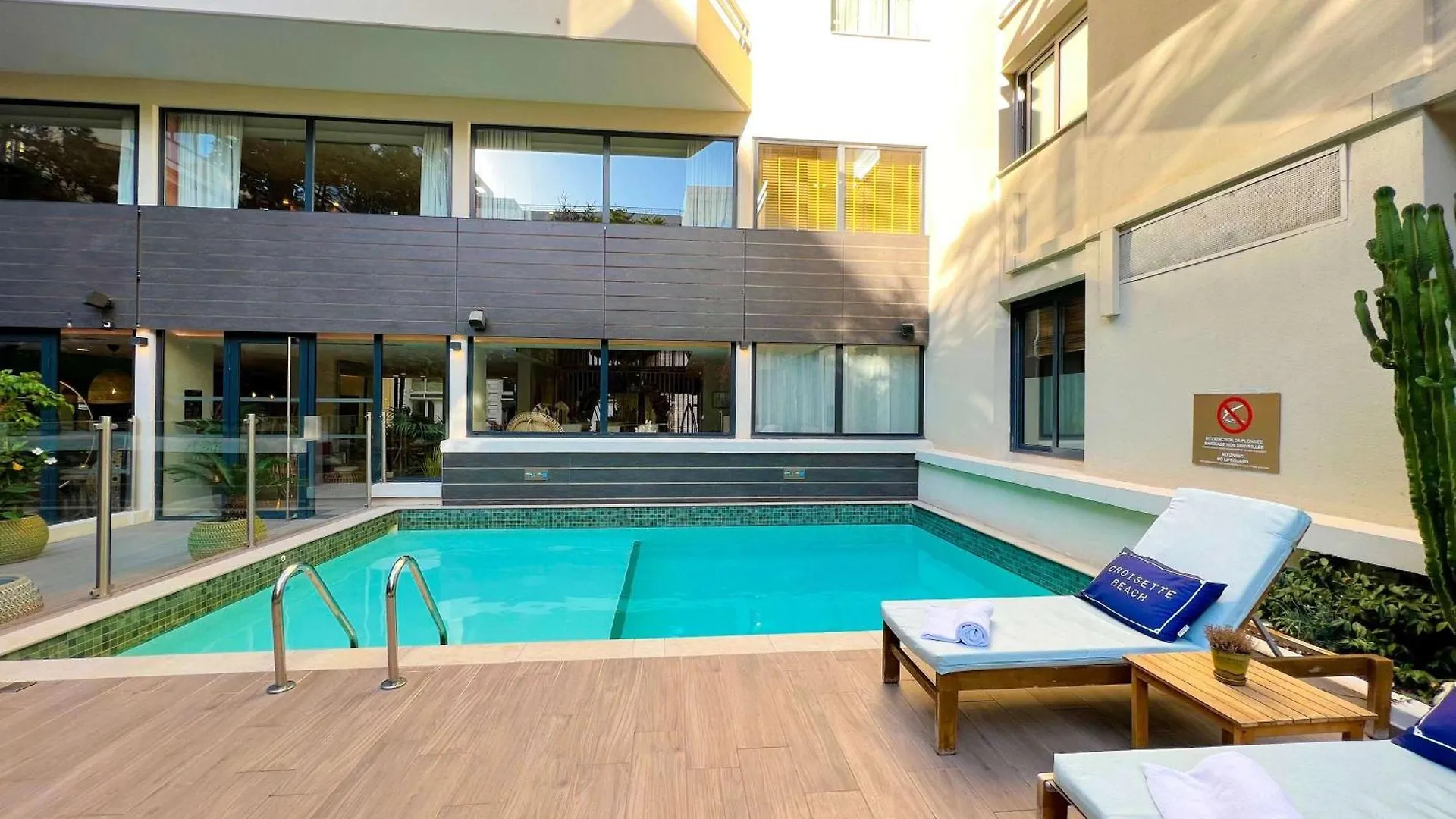 ****  Hotel Croisette Beach Cannes - Mgallery Francia