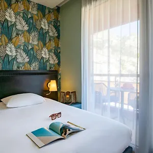 Ibis Styles Sur Отель